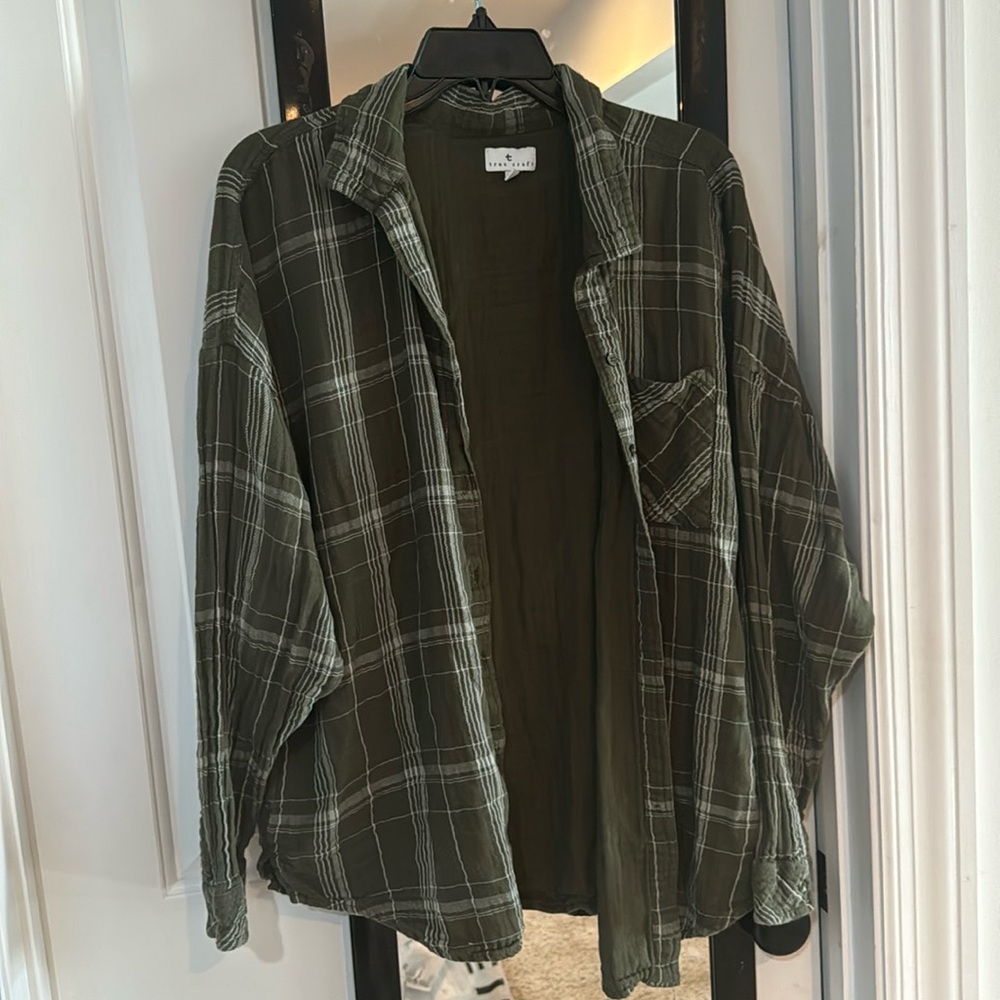 True Craft Green Flannel Button Up